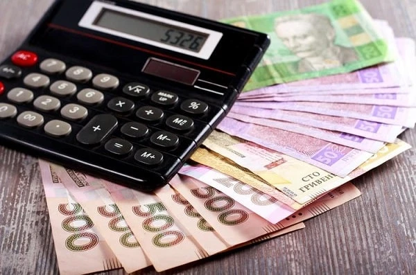 обмеження на готівкові операції в Україні