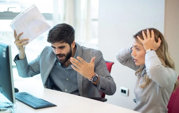 Рада відновила проведення перевірок з мобінгу на роботі